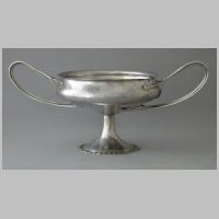 Ashbee, Silver cup, photo on graysantiques.blogspot.de.jpg